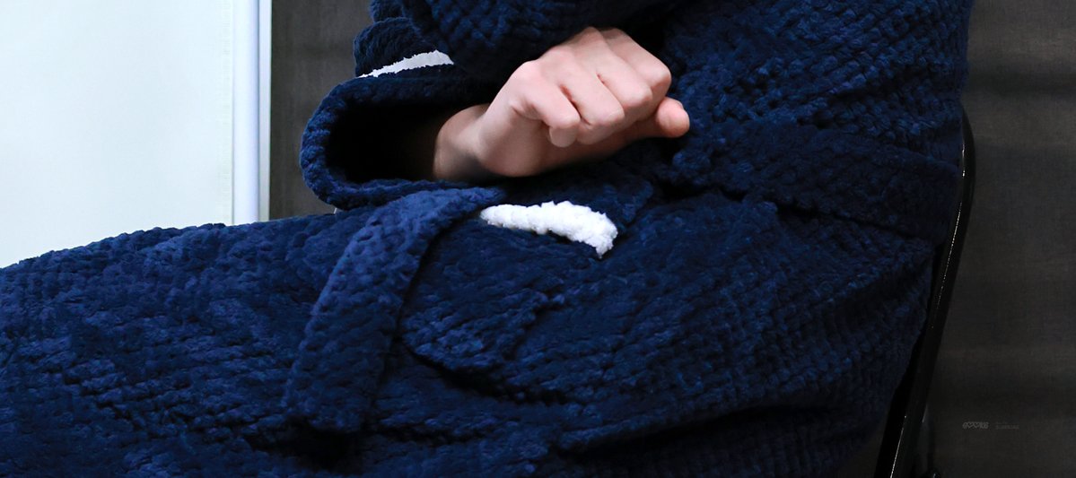 6OOK6's tweet image. 260117 프롬 포토이벤트 #육성재💗 

탭하면 롱다리 여우 등장💥

#성재 #ユクソンジェ
#YOOKSUNGJAE @BTOB_6SJ 

🦊🦊🦊