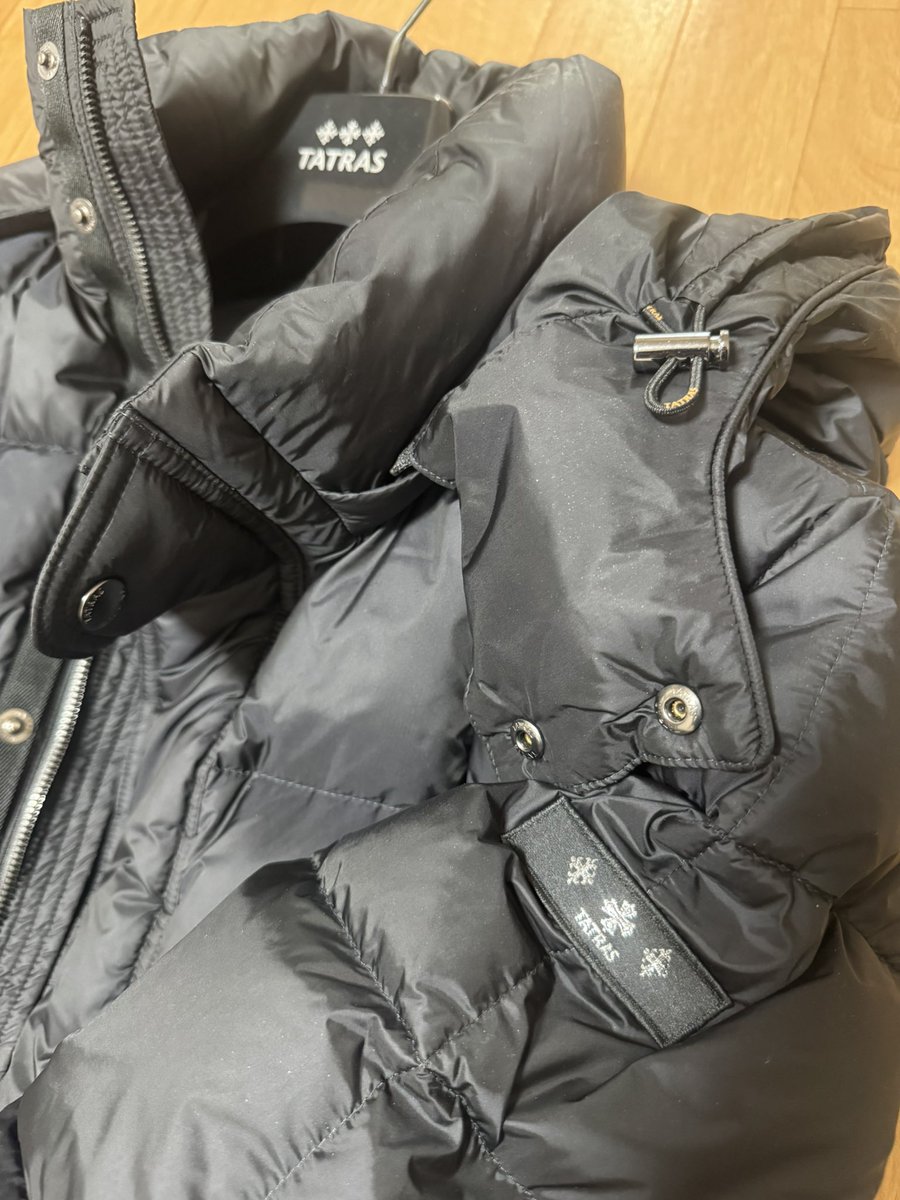 Mxxa_07's tweet photo. 今年のダウンはタトラス https://t.co/QOeodjfvgf