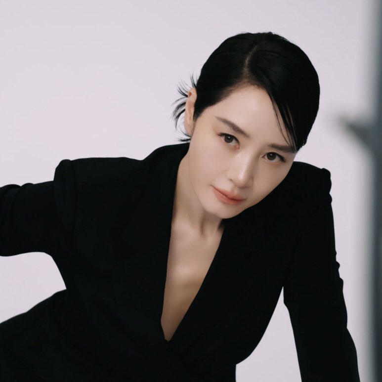 หนูชอบคนดุค่ะ มาดุหนูเลยค่ะหนูดื้อมากกก😝