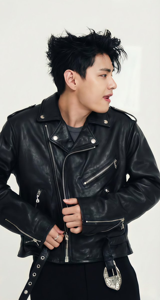 brblyci's tweet image. thats my baby🖤 
#taehyung #V_TYPE非