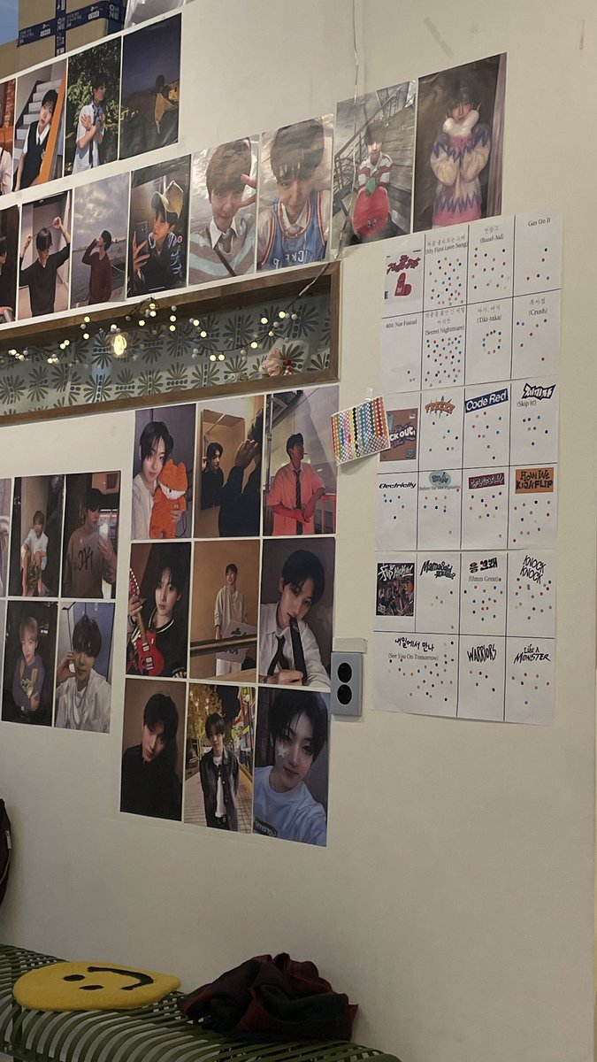 D2hyn's tweet photo. 데뷔 1주년 카페 다녀왔어요 ♥︎٩(๑> ₃ < )۶♥
#HappyKickflipDay #OurFirstFlipWithKICKFLIP
#킥플립_평생_사랑할거지_응그래 https://t.co/d5hzVgKFpA