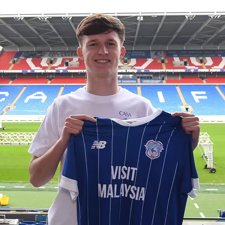 𝗔𝗟𝗪𝗔𝗬𝗦 𝗪𝗢𝗟𝗩𝗘𝗦 𝗙𝗔𝗡 𝗧𝗩 tweet media