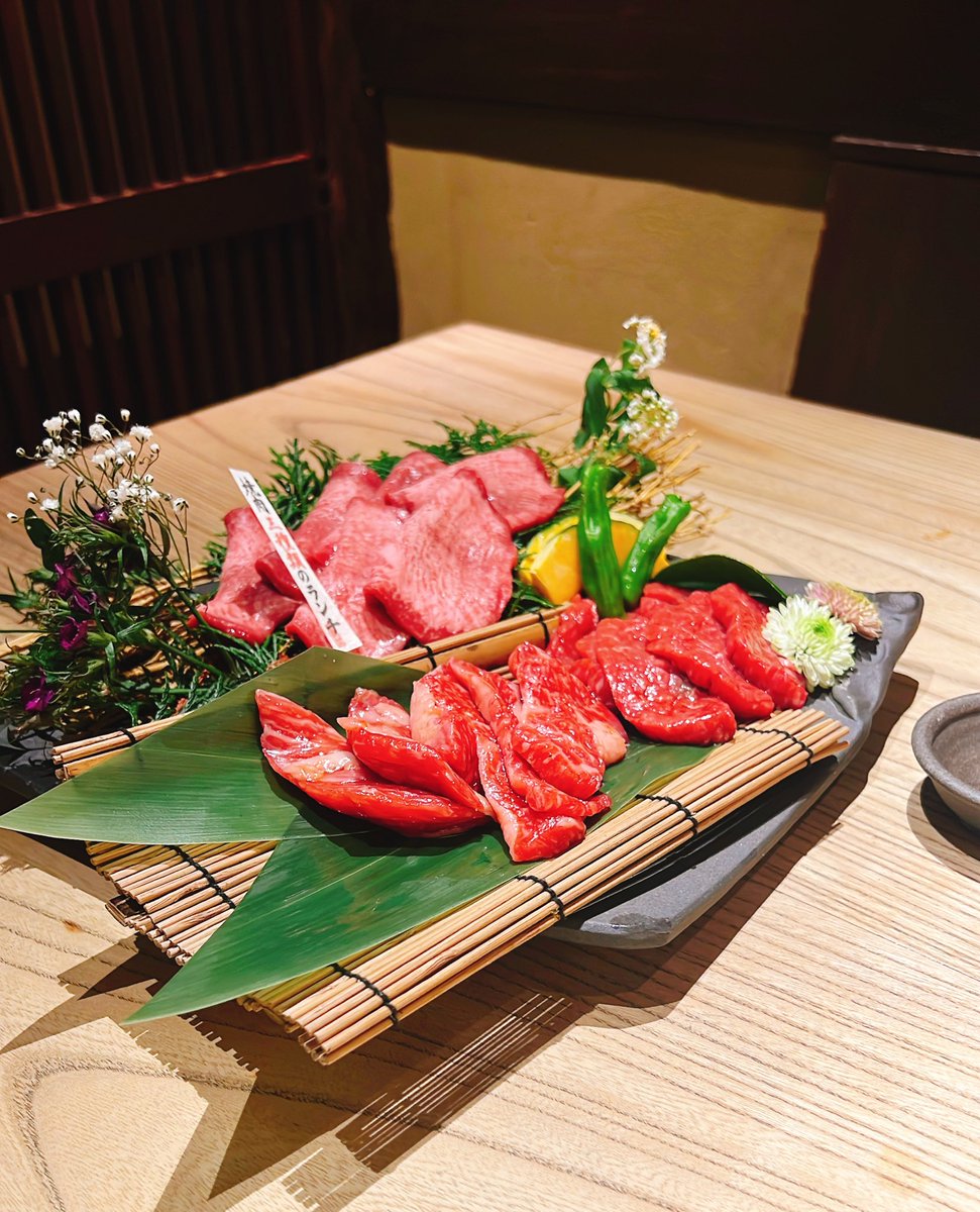tanshio_7's tweet photo. つわおわです‼️‼️‼️体調は14wから落ち着き始めたけど、大好きな焼肉を食べられたら終わりを宣言するぞと心に決めていたので‼️昨日検診終わり無事に食べられた✨‼️これにて全回復‼️‼️久しぶりのタンは心の底から美味しかった😭😭‼️‼️毎週食べたい‼️‼️
#つわり終了 #16W
※写真はお肉 https://t.co/7XBk2IHGui