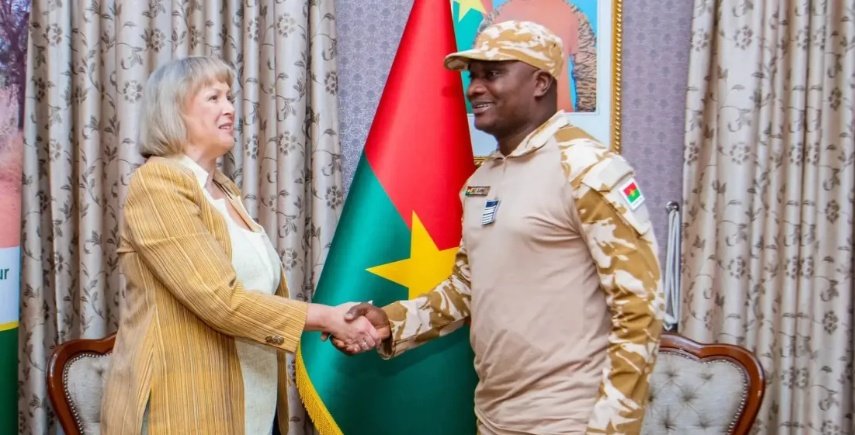 AES INFO tweet media