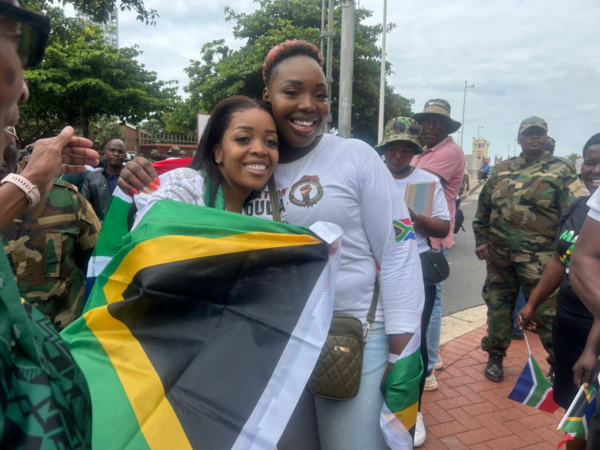 TwaRSA26's tweet image. Operation Dudula x March &amp;amp; March

They can never make me hate y'all ❤️❤️❤️