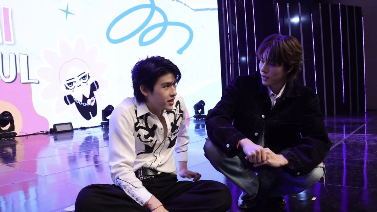 forskynani_'s tweet image. นี่ไงน้องสกายกับพี่หิรัญ