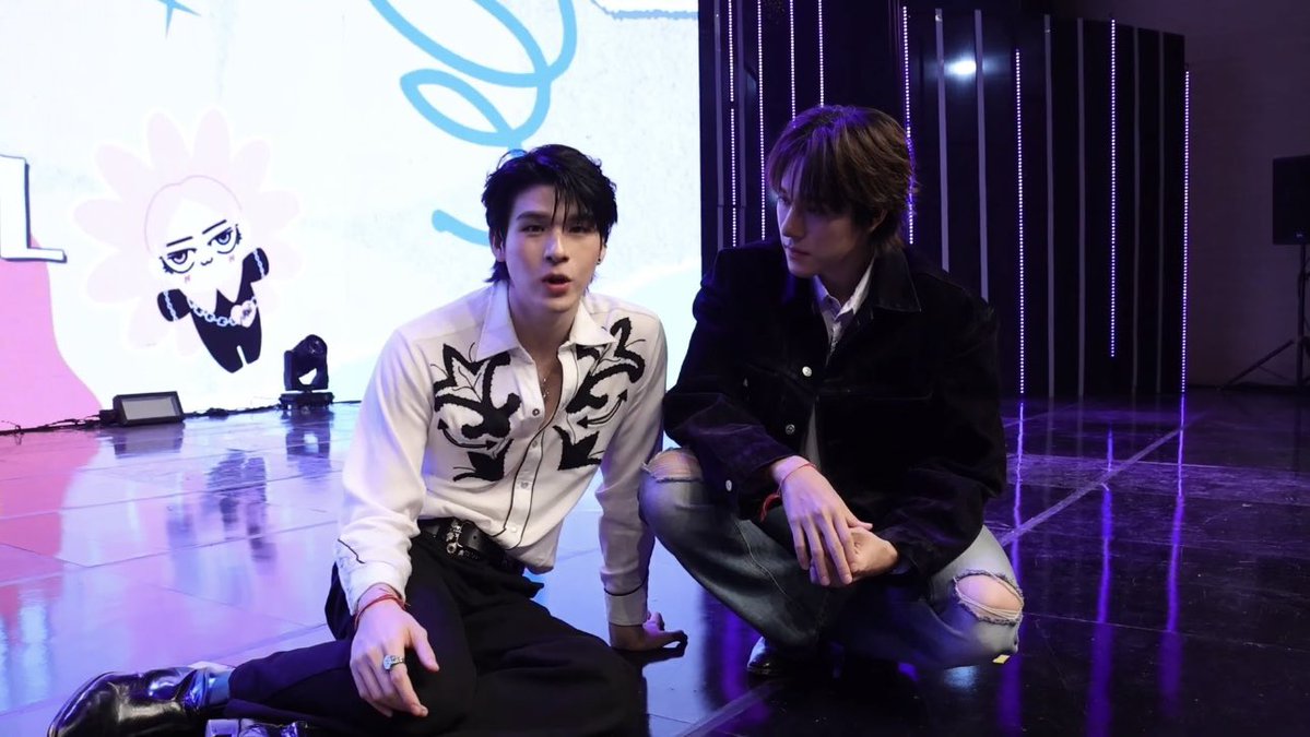 forskynani_'s tweet image. นี่ไงน้องสกายกับพี่หิรัญ