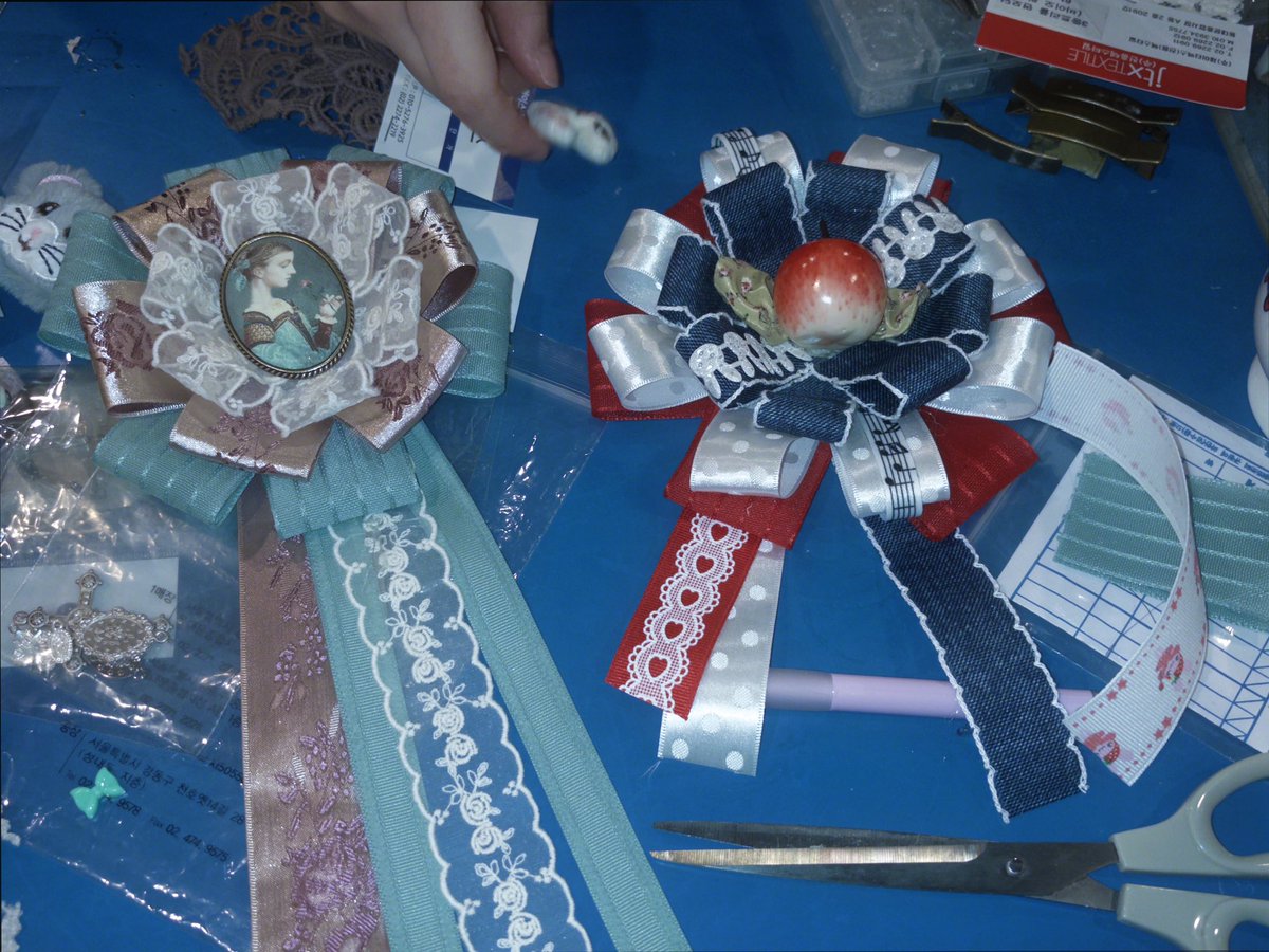 로제트 만들다가쫓겨남
주인할머니:ㄲㅈ