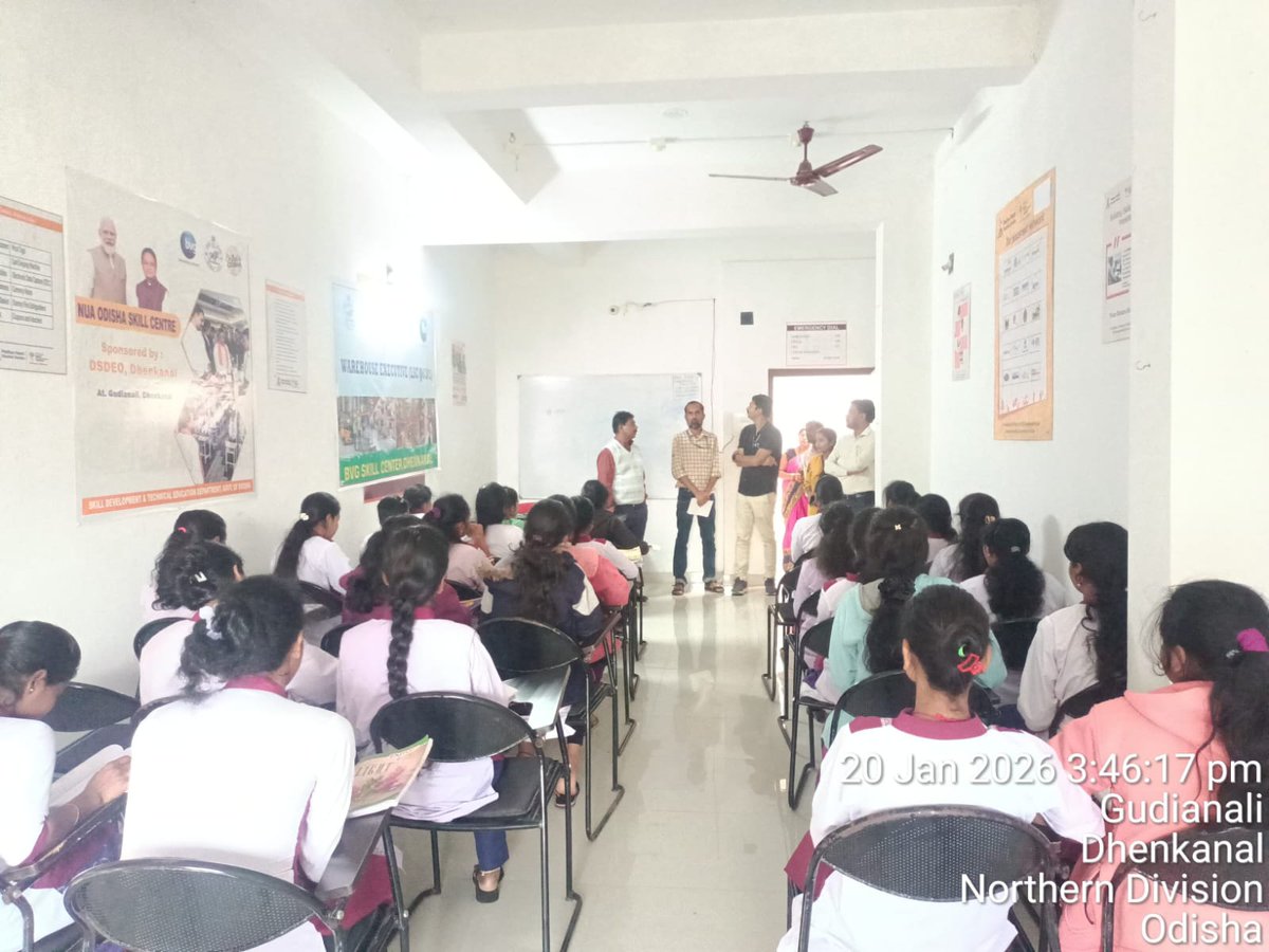 skilled_odisha's tweet photo. Sri Shankar Charan Murmu, Jt. Director, DSDE visited the proposed Kaushal Bhawan at IDCO Building, Mahisapat, Dhenkanal, interacted with candidates and reviewed ongoing training under #PLTP &amp; #NuaOdisha skill initiatives. https://t.co/jYzyPDLqCS
