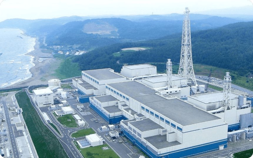 visegrad24's tweet image. BREAKING:

Japan restarted the world’s largest nuclear power plant today.

TEPCO restarted Reactor No. 6 today at the Kashiwazaki-Kariwa nuclear power plant, the world’s largest by installed capacity (8.2 GW when fully operational with its seven units). 

It was brought back…