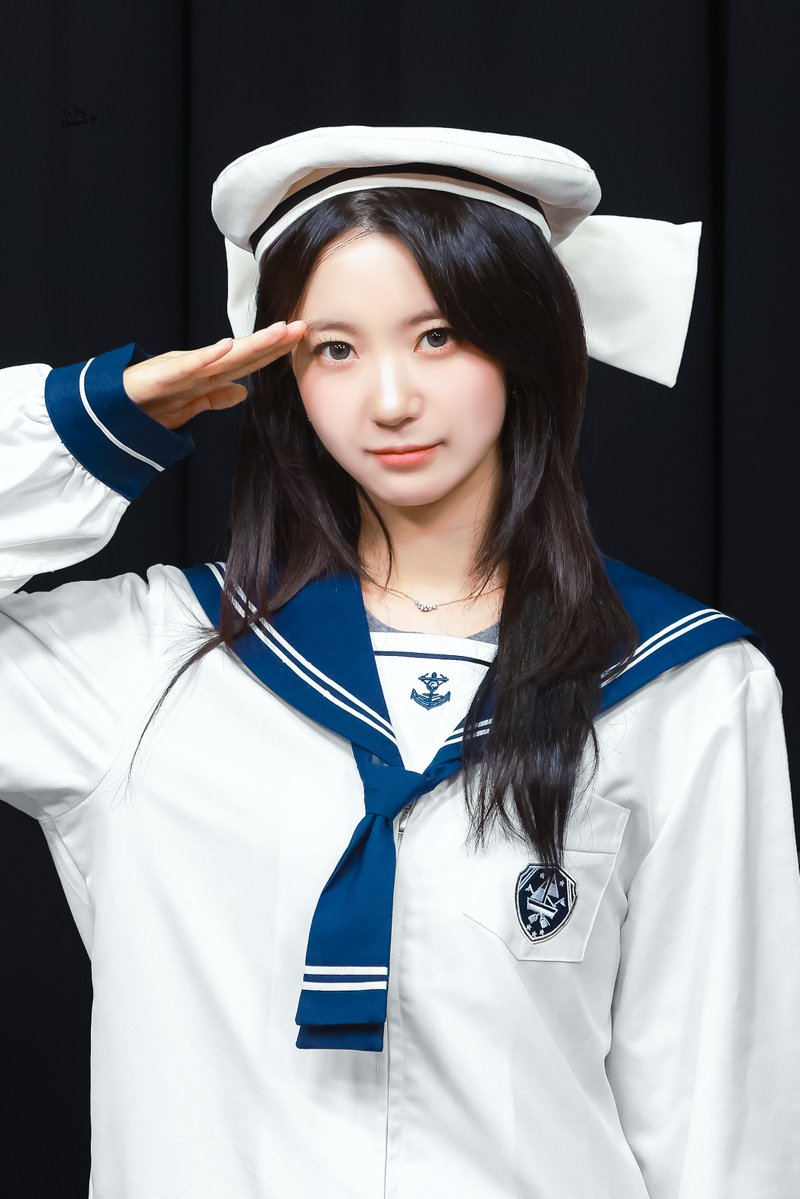 yubin_dreams's tweet image. 260117 유빈    

마린룩 + 배유빈 = 극락👼

#오마이걸 #OHMYGIRL 
#유빈 #YUBIN 
@WM_OHMYGIRL