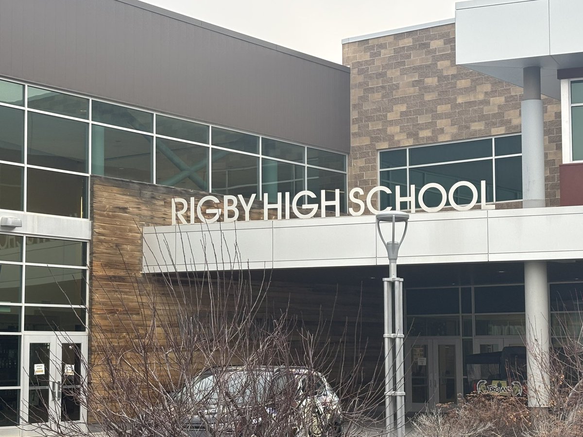 CoachTFord's tweet photo. Had to pull up on the 6A State Champs!!! Appreciate @CoachAGG for spending time with us talking Rigby football. Easy to see why they’ve had the success they have had here! #GoVandals #VzuUp✌️⬆️ https://t.co/tRvaJUxAJ2