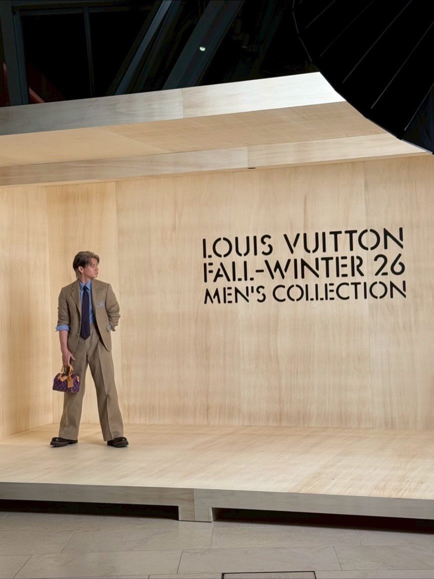 紫耀くんたくさんの写真をありがとう♥️ 紫耀くんのLVコーデ爽やかで