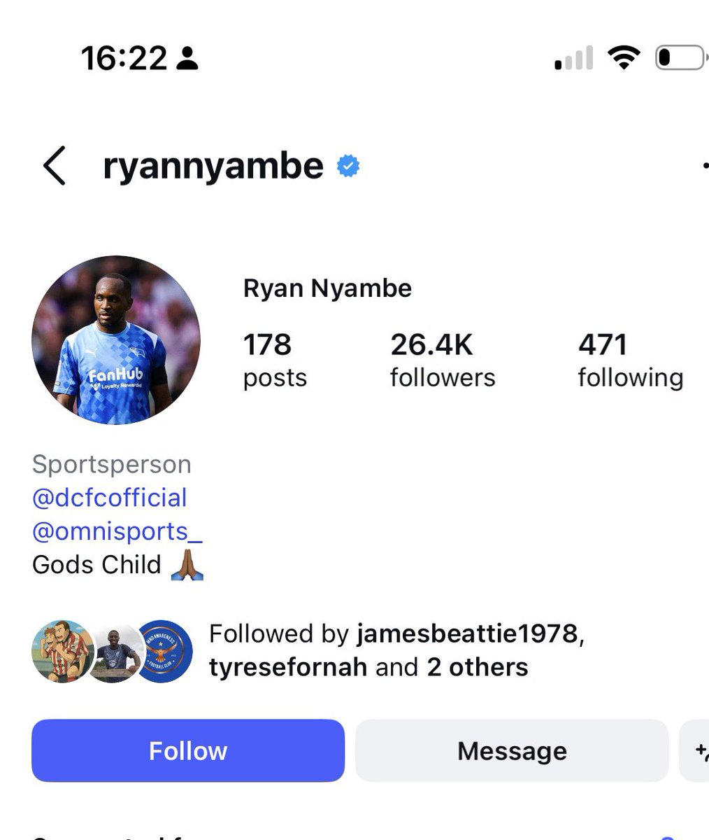 EmzBanton's tweet photo. Incoming 👀 yes I stalk Beattie’s now following list 🤣 #readingfc https://t.co/jpTY0vO6ou