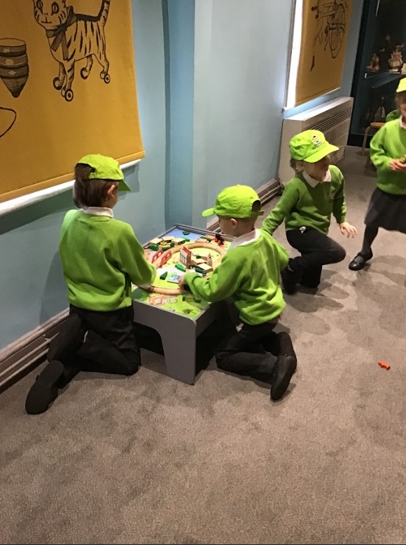 Elements Primary tweet media