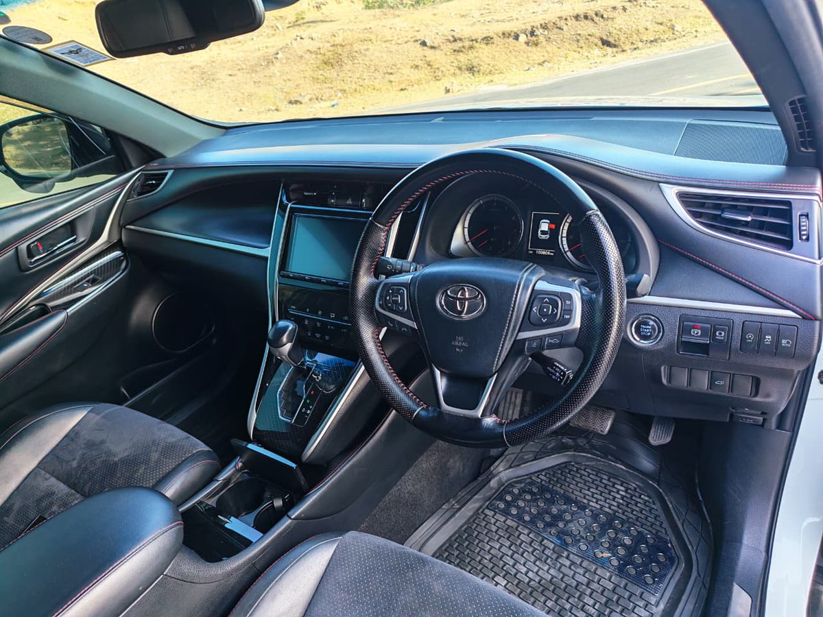 _HighTorque's tweet image. TOYOTA HARRIER 
MAKE: 2018
ENGINE: 2.0L
PRICE: 3,390,000

Gikomba The High Court  Mike Sonko Narok President Ruto Vodacom Gyökores Fools Cyrus Jirongo Karatina.