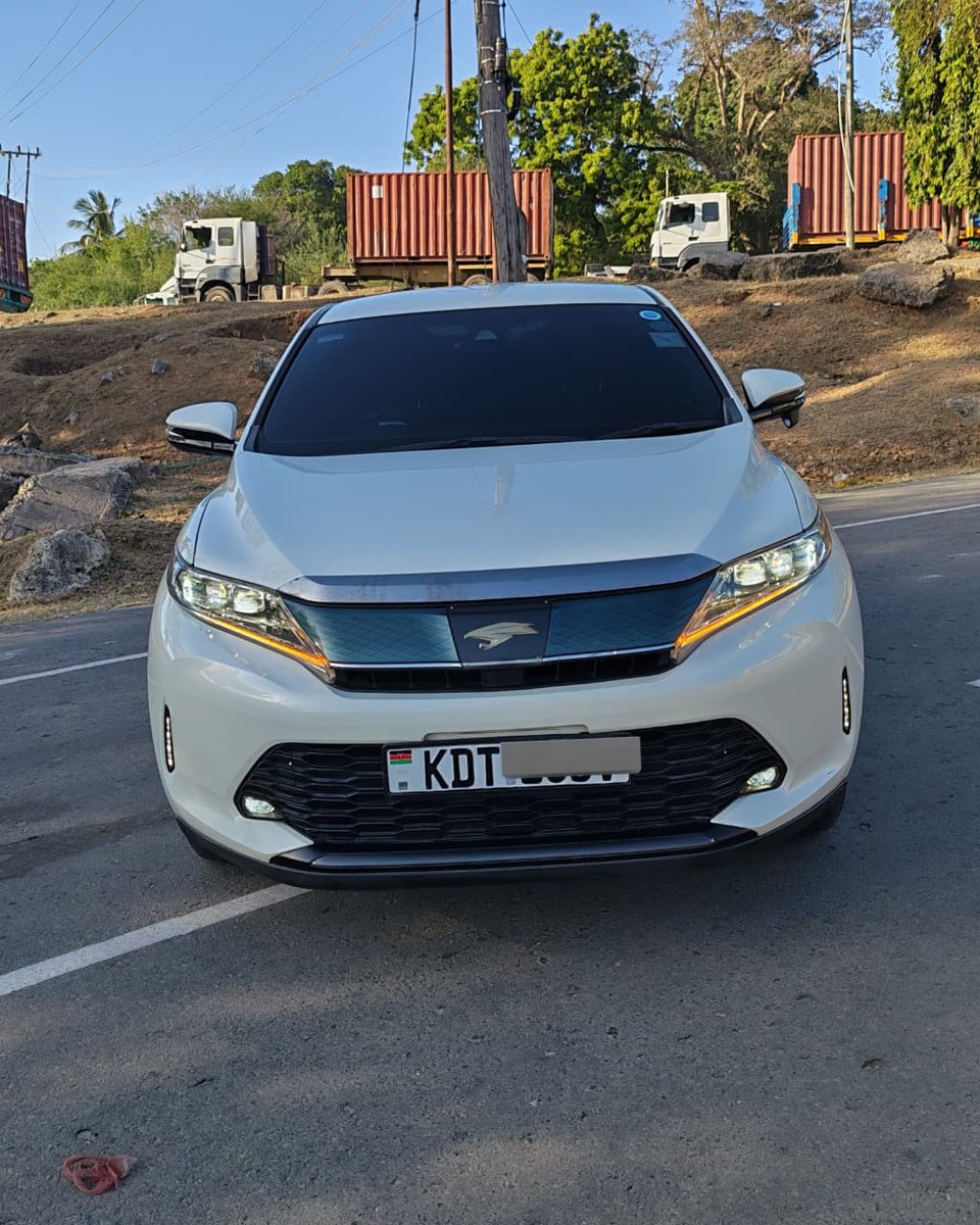_HighTorque's tweet image. TOYOTA HARRIER 
MAKE: 2018
ENGINE: 2.0L
PRICE: 3,390,000

Gikomba The High Court  Mike Sonko Narok President Ruto Vodacom Gyökores Fools Cyrus Jirongo Karatina.