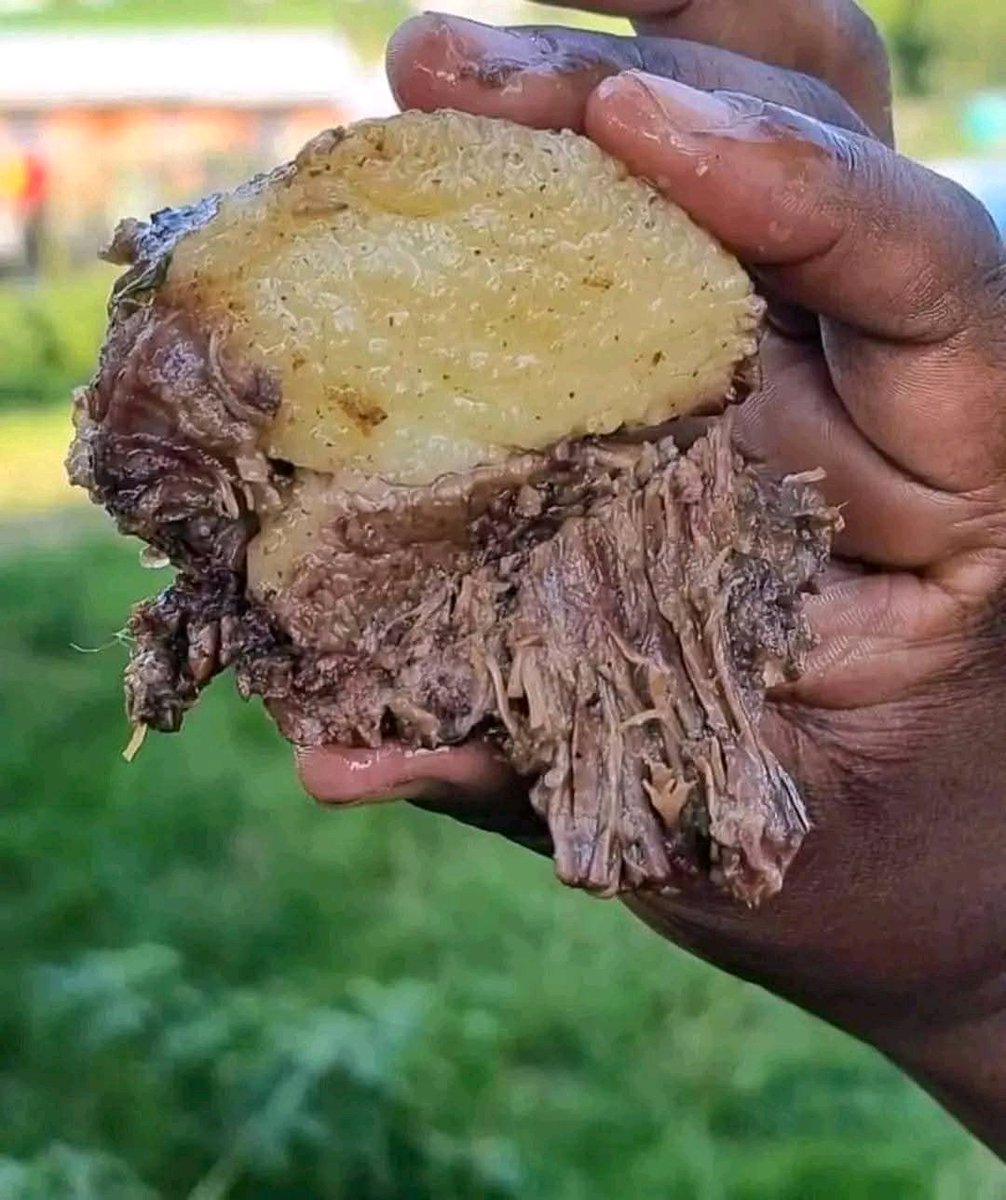 unsulliedwarior's tweet image. Doctors on my TL, is this meat healthy for consumption ??