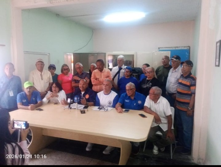 AlexisFRamosP's tweet image. #21Ene El Movimiento Sindical Larense, hoy se pronuncia en rueda de prensa sobre sus derechos reinvidicativos y el ajuste salarial a los trabajadores del país. Es imperativo que el estado haga los ajustes necesarios para el bienestar de estabilidad social de los trabajadores!