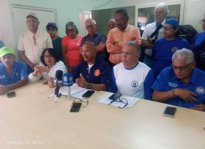 AlexisFRamosP's tweet image. #21Ene El Movimiento Sindical Larense, hoy se pronuncia en rueda de prensa sobre sus derechos reinvidicativos y el ajuste salarial a los trabajadores del país. Es imperativo que el estado haga los ajustes necesarios para el bienestar de estabilidad social de los trabajadores!