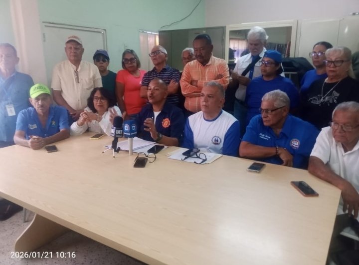 AlexisFRamosP's tweet image. #21Ene El Movimiento Sindical Larense, hoy se pronuncia en rueda de prensa sobre sus derechos reinvidicativos y el ajuste salarial a los trabajadores del país. Es imperativo que el estado haga los ajustes necesarios para el bienestar de estabilidad social de los trabajadores!