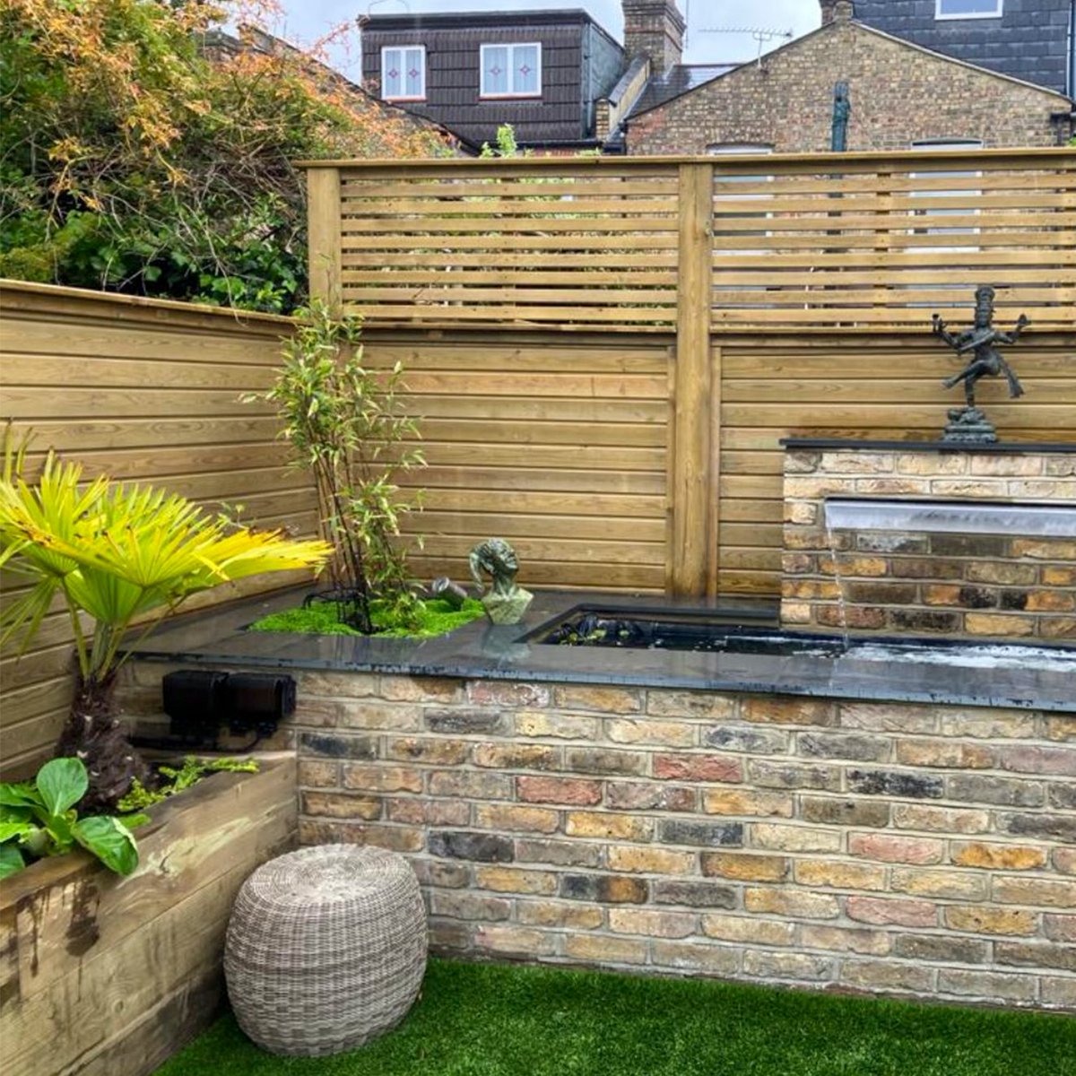 Jacksons Fencing tweet media