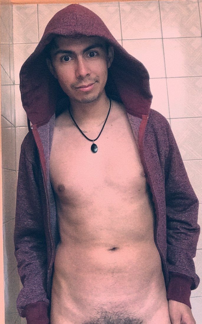 PapiJavi236's tweet photo. Chaquetón porque está 'elao 🥶🥶🥶
#sexyboy #prettyboy https://t.co/fJX6fK3ySi