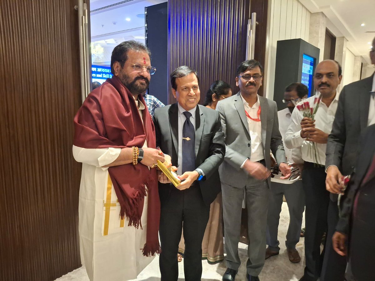 avnlofmkpro's tweet photo. During the study visit of Parliamentary Standing Committee on Labour, Textiles & Skill Development held at Hyderabad on 20 Jan 2026, the status of Contractual Employment and implementation of New Labour Codes in Ordnance Factory Medak, AVNL was reviewed by the Committee.The meeting was chaired by the Committee Chairperson, Hon’ble Shri Basavaraj Bommai, MP, along with other Hon’ble Members of Lok Sabha and Rajya Sabha. From the AVNL side, Shri Sanjay Dwivedi, CMD, Shri Sandeep Salve, GM/HR and Shri S. S. Prasad, CGM and other officials of OFMK participated in the meeting.