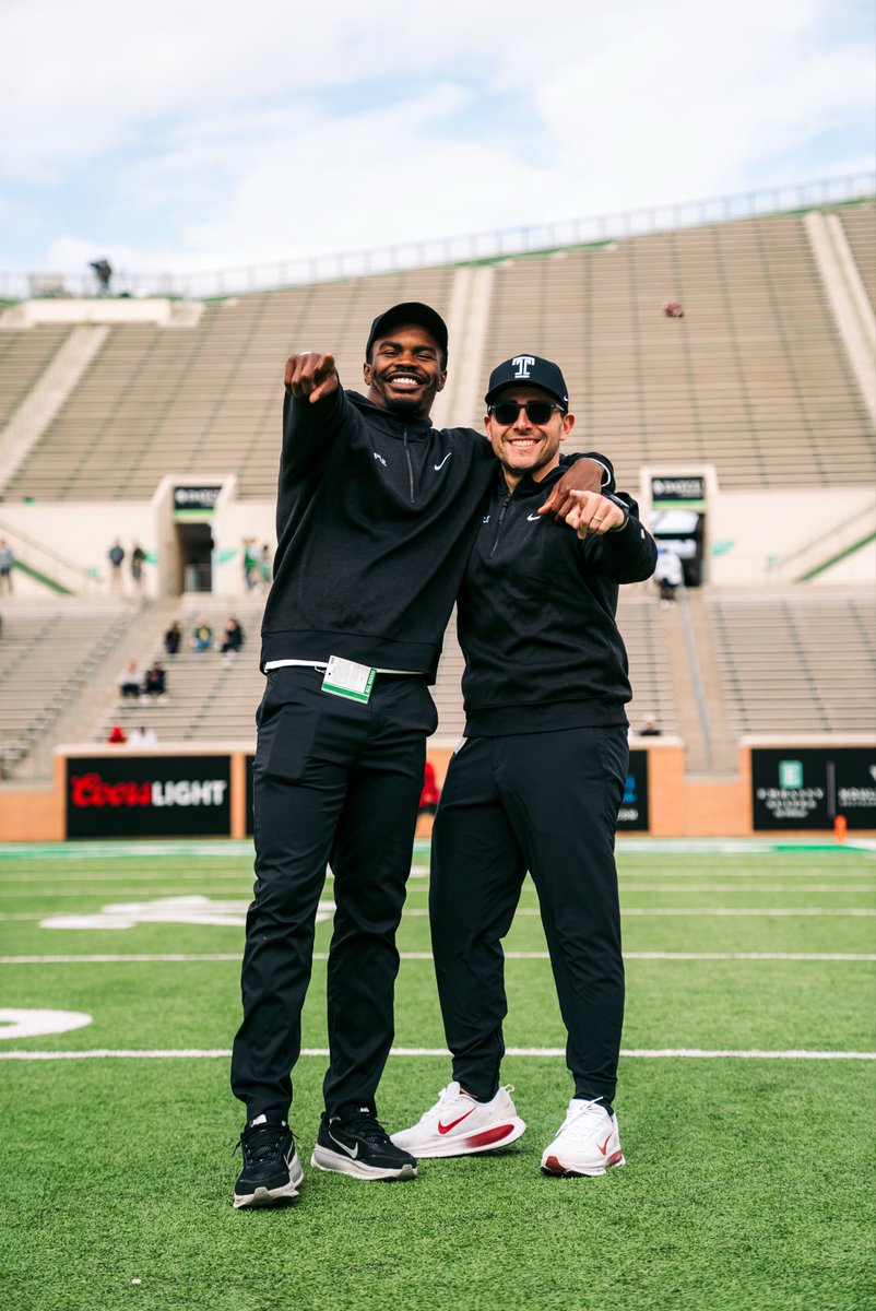 CoachKB24_'s tweet photo. GOTTA LOVE IT https://t.co/7dIaXAzifC