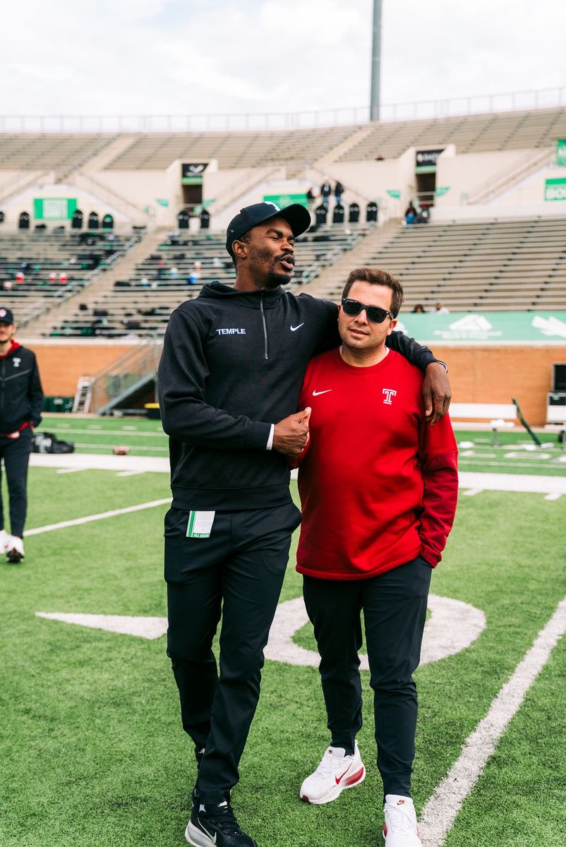 CoachKB24_'s tweet photo. GOTTA LOVE IT https://t.co/7dIaXAzifC