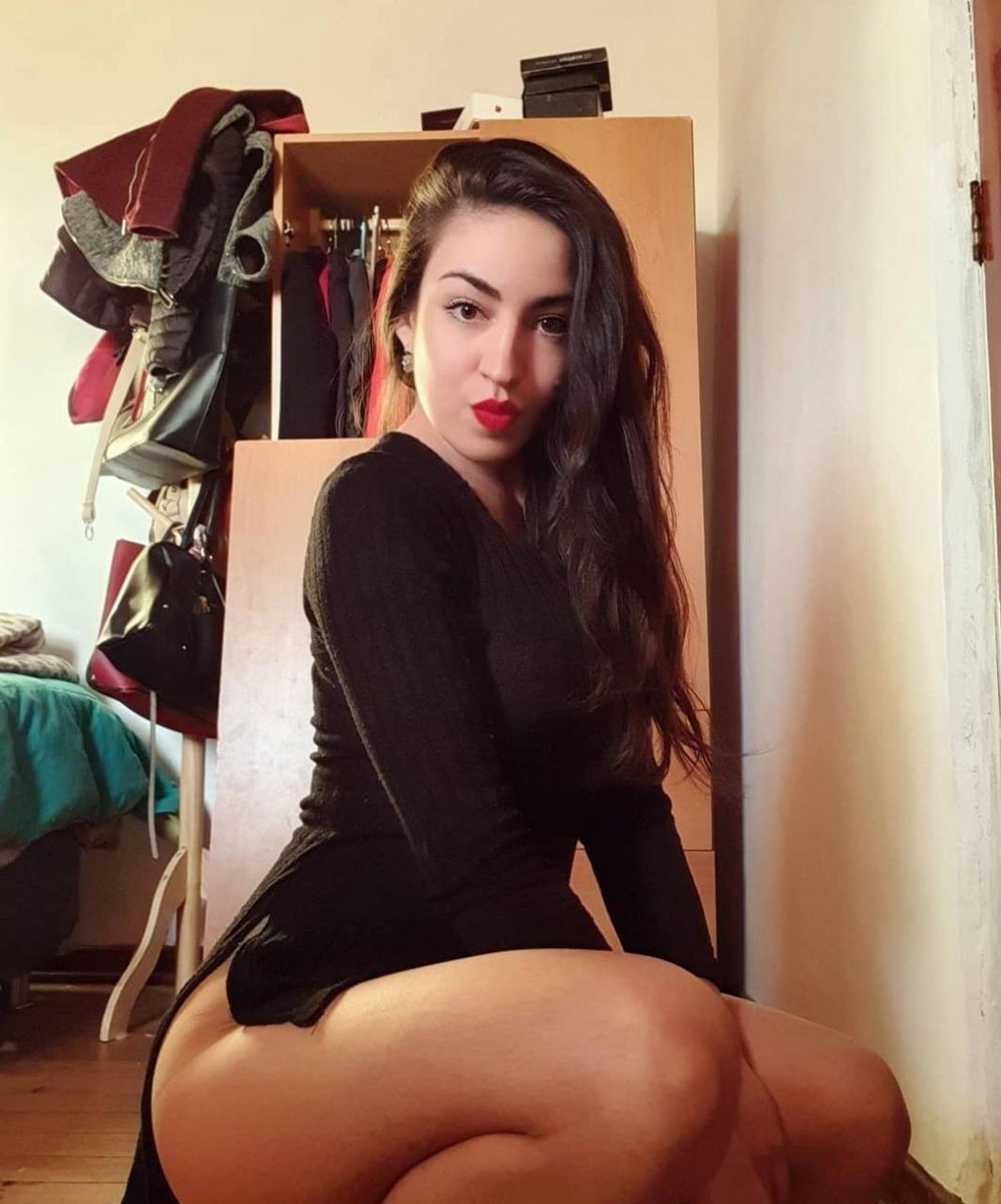 Aman7lita's tweet image. Nadie tiene que enterarse de nuestra pasión.