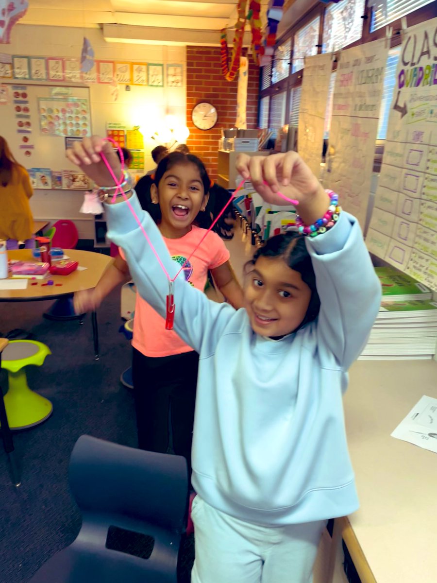 Mrs. Eder tweet media