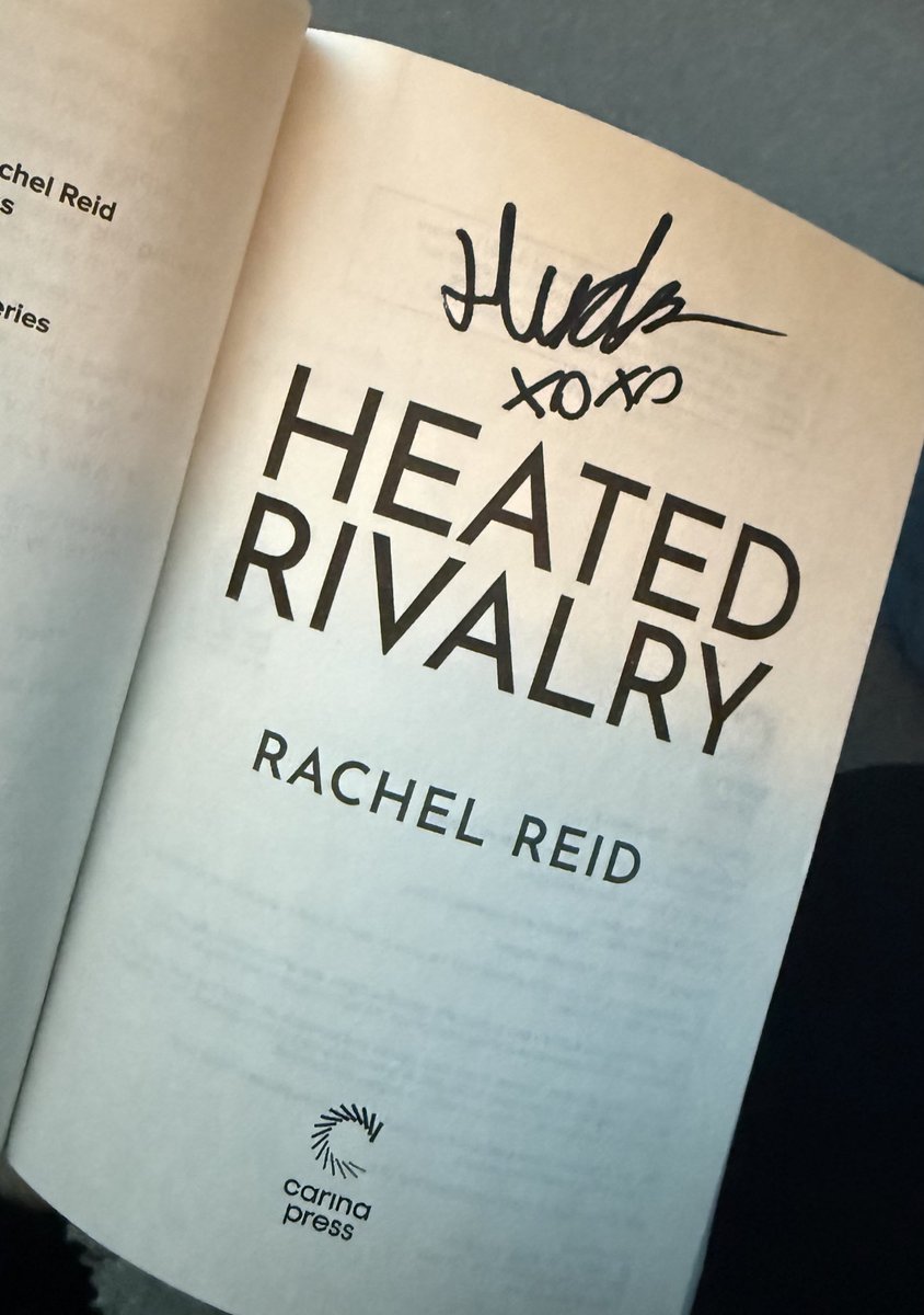 saoirdaya's tweet photo. I JUST RANDOMLY MET HUDSON IN PARIS YOU GUYS AND HE SIGNED MY BOOK https://t.co/RGCshCMmMf