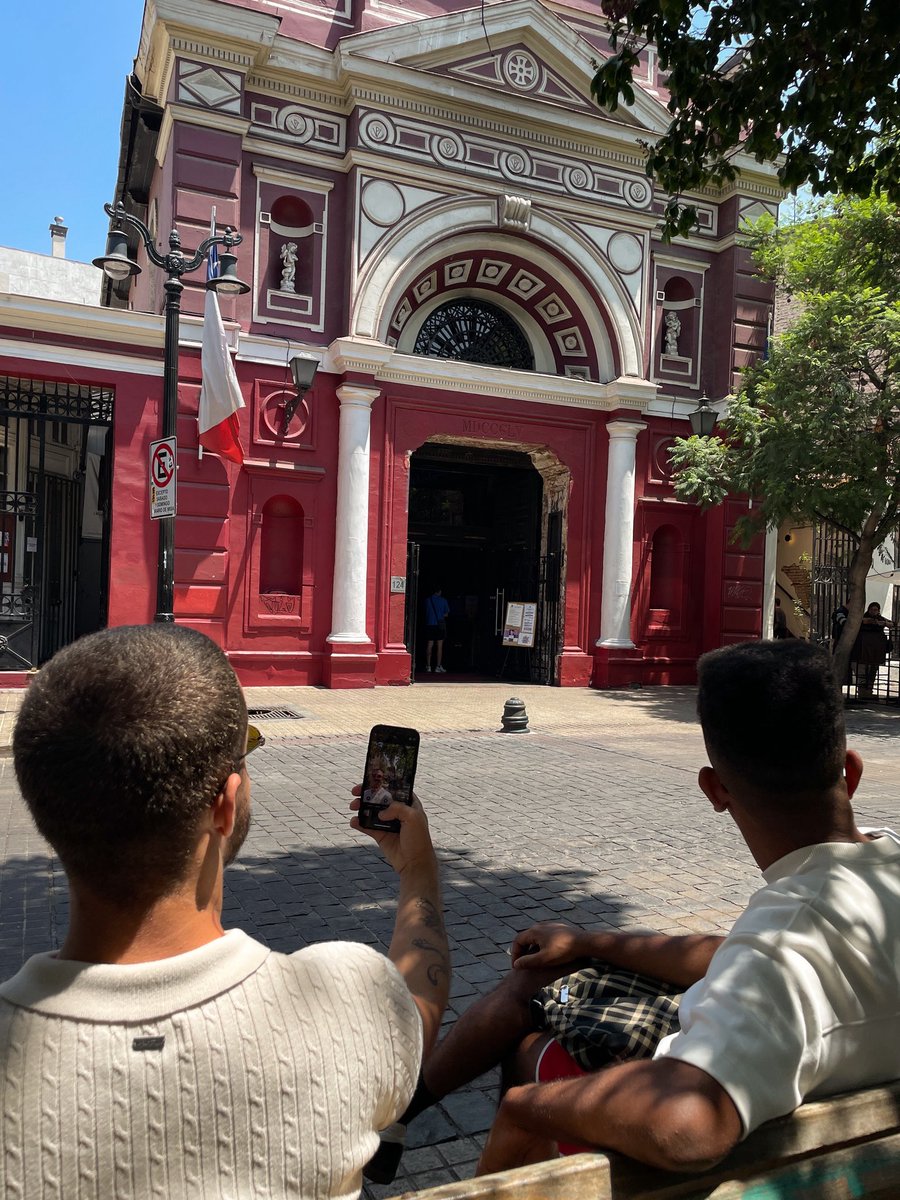 Os Garotin tweet media