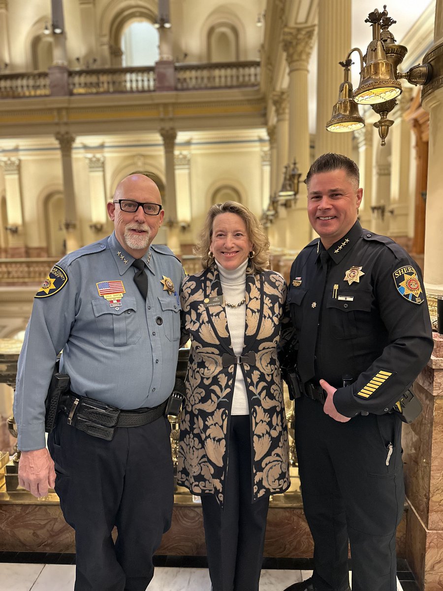 Senator Lisa Frizell tweet media