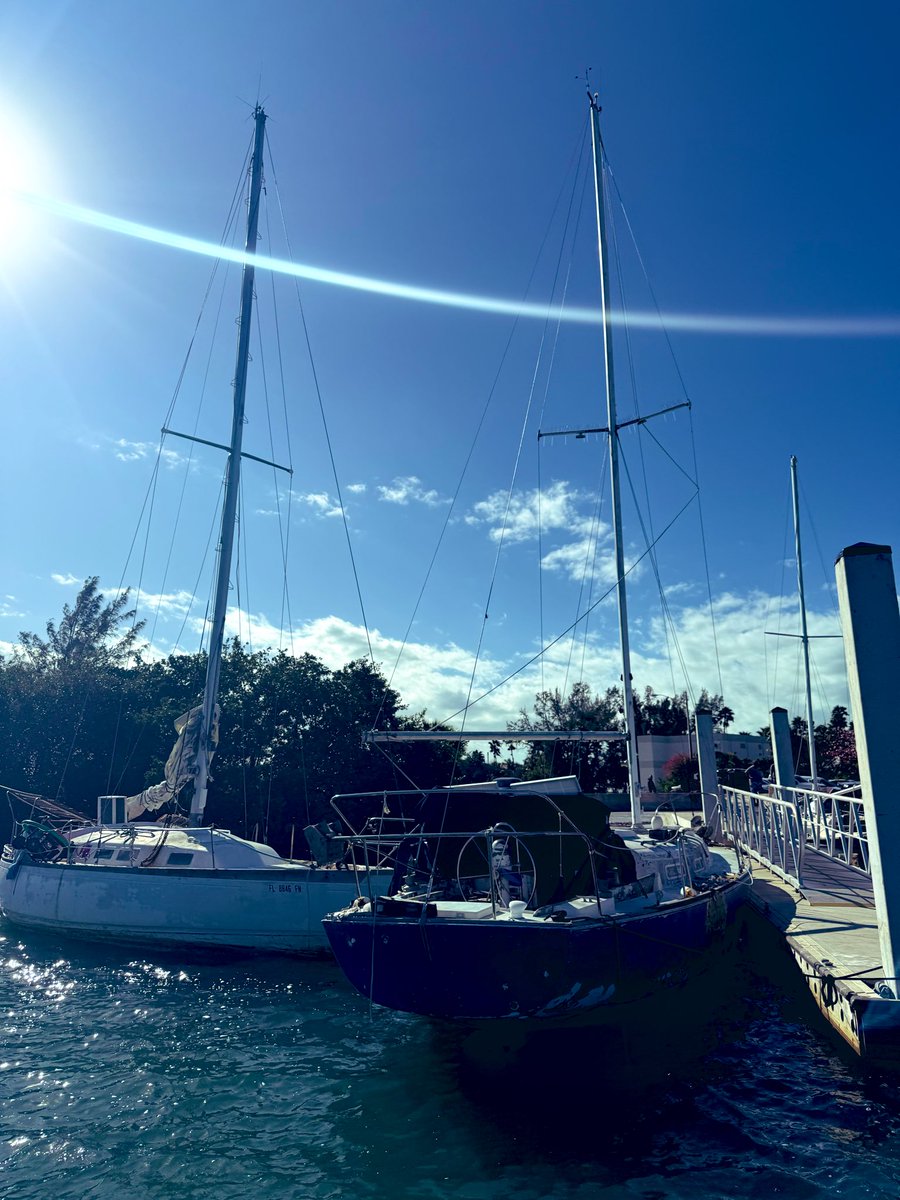 MPDMarinePatrol's tweet photo. Another three derelict vessels located in the @CityofMiami #MiamiMarineStadium & #DinnerKey. These vessels are not only navigational hazards but they’re also destroying seagrass and coral reefs. If you see a derelict vessel please call @MPDMarinePatrol at (305) 603-6390. https://t.co/d3rGjwHeg6