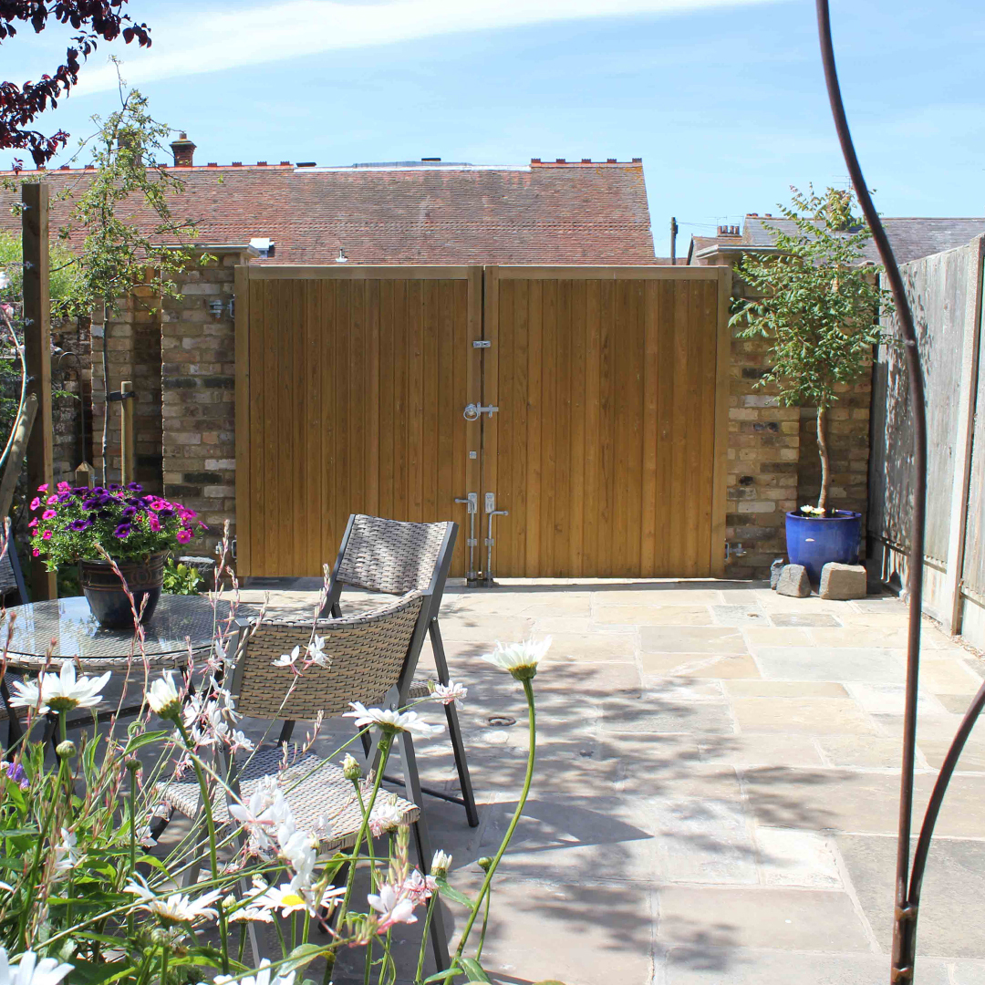 Jacksons Fencing tweet media