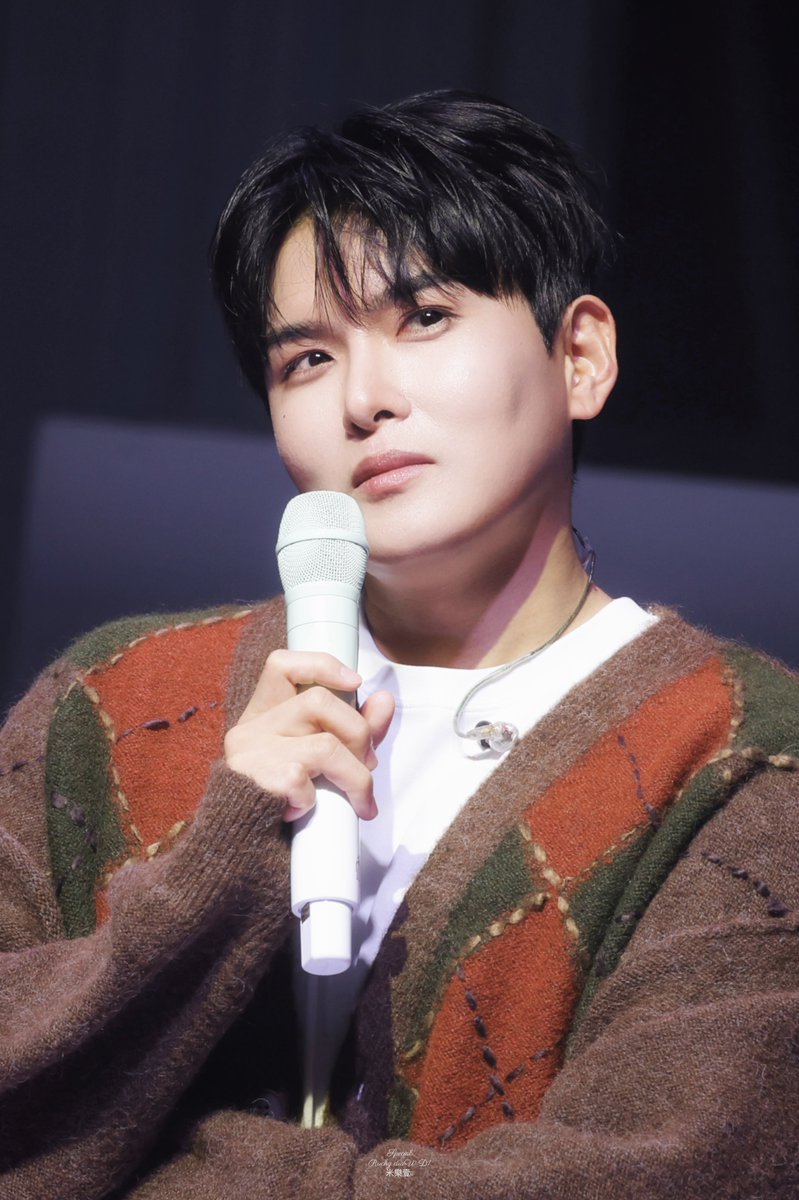 imqqqii17's tweet photo. Ryeowook's Rucky Stage
#SUPERJUNIOR 
#슈퍼주니어 
#SpecialRuckydraW_D1
#金厉旭
#김려욱 
#リョウク
#Ryeowook https://t.co/HlZhdxHVWI