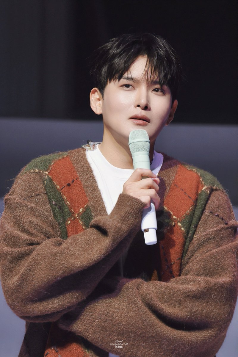 imqqqii17's tweet photo. Ryeowook's Rucky Stage
#SUPERJUNIOR 
#슈퍼주니어 
#SpecialRuckydraW_D1
#金厉旭
#김려욱 
#リョウク
#Ryeowook https://t.co/HlZhdxHVWI