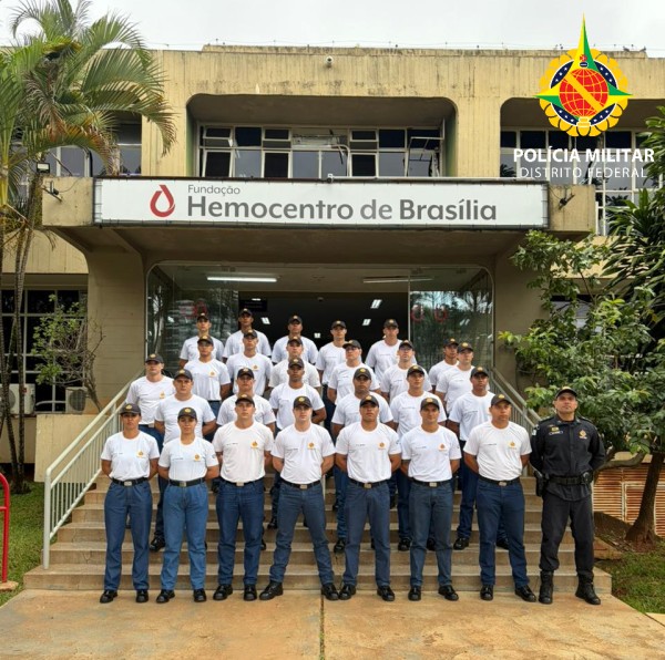pmdfoficial's tweet photo. 🩸 Alunos do CFP 12 da #PMDF realizam doação coletiva de sangue para reforçar os estoques dos hemocentros e incentivar a doação recorrente.
👉Esta é a primeira de várias ações previstas ao longo do período de formação, fortalecendo a cultura da solidariedade.
#DF #Hemocentro https://t.co/n59VkVfZ9v