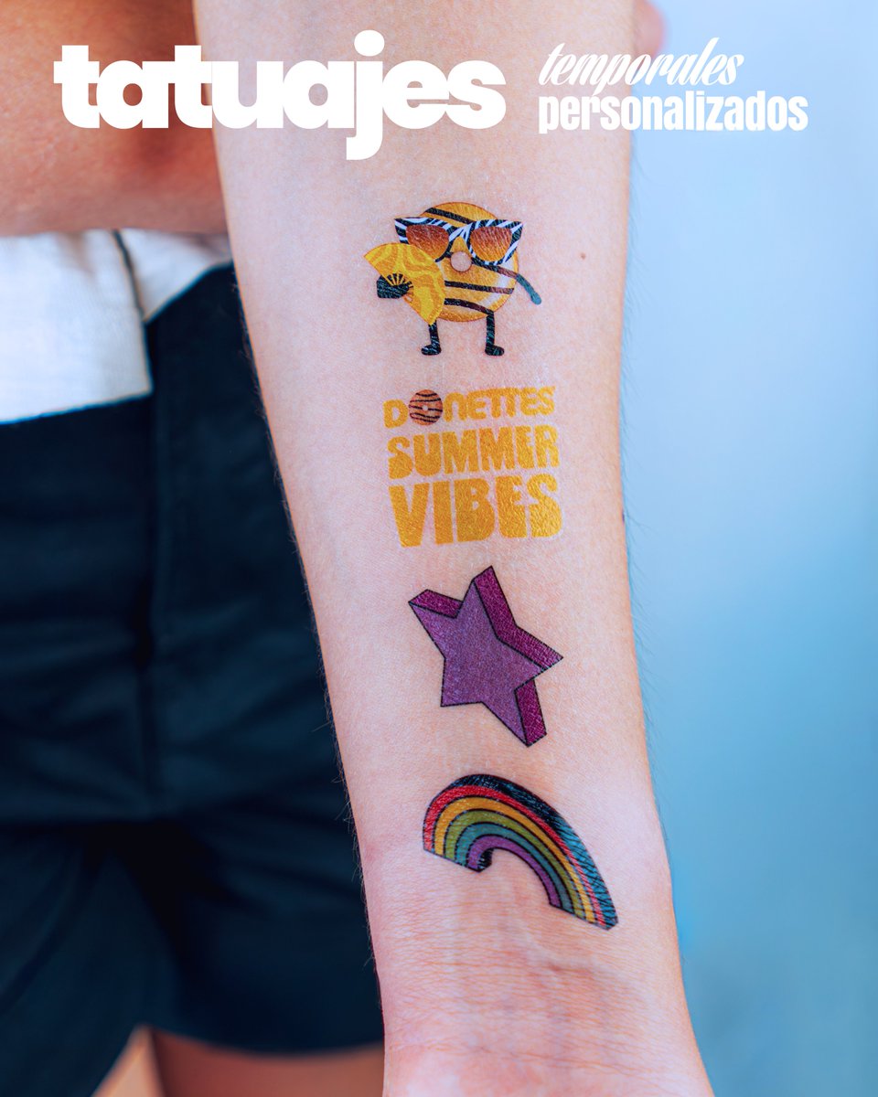 En Uvimark.com fabricamos los tatuajes temporales o calcomanías personalizadas con la mayor calidad. La mayor variedad de acabados, para que el resultado encaje perfectamente con tu evento, celebración o promoción.
Controlamos todo el proceso de fabricación para que