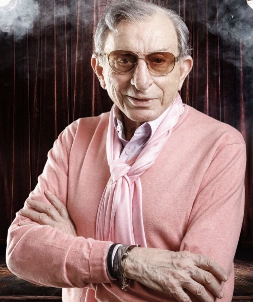 Türk tiyatrosunun büyük ismi, büyük ustası zarif insan Haldun Dormen’i kaybettik.
Çok üzüldüm😔
Ailesinin, sevenlerinin ve tüm sanat camiasının başı sağolsun.
Allah rahmet eylesin, 
Mekanı cennet olsun🙏🏻