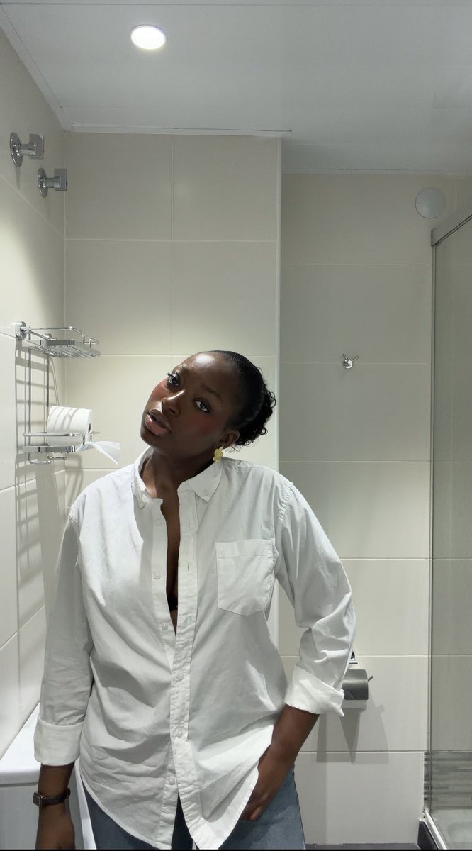 TFareedat tweet media