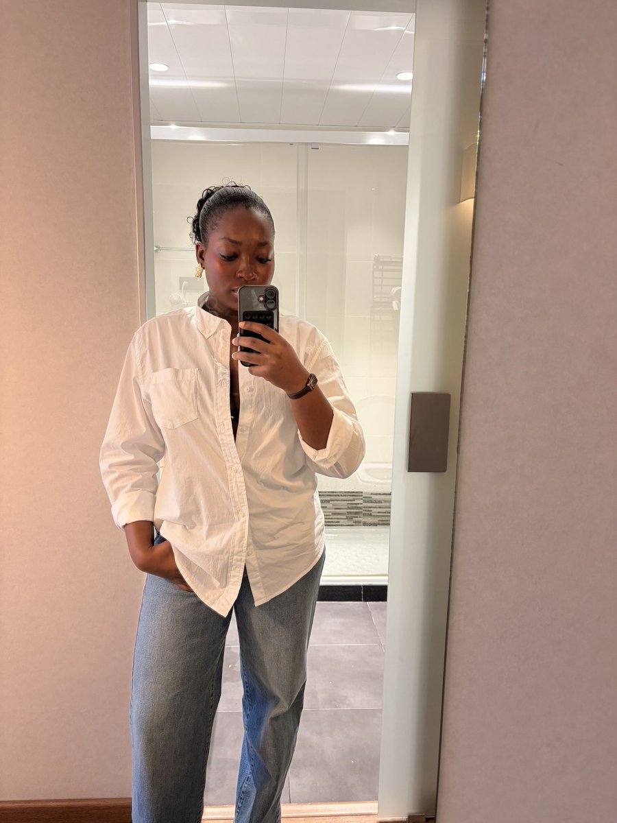 TFareedat tweet media