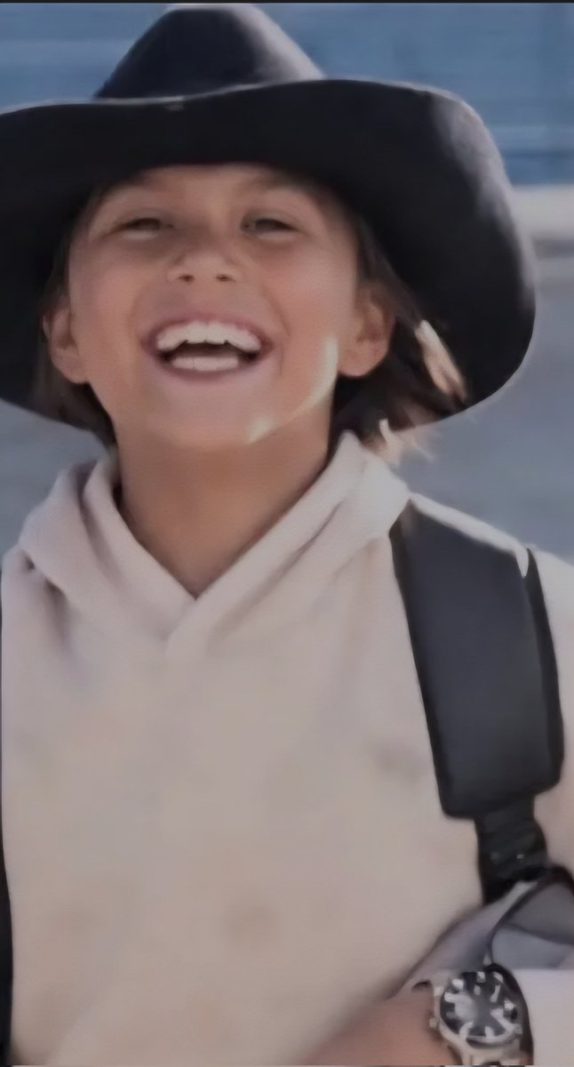 CoffindafferFBI's tweet image. Still crickets regarding the death of Maleeka, Mullie (not Mollie) Boone.

What happened to Mullie?

Not one peep about her just like almost every other Native American death. 

Please use your platforms to magnify this case. Mullie was only 8 YO. 

#maleekaboone 
#navajo