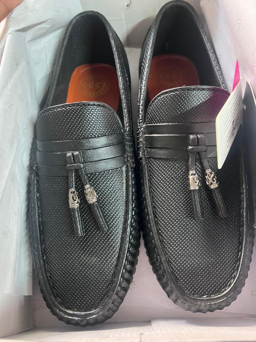 vishal058482196's tweet image. Despite receiving a wrong product with original Myntra tag intact, my return was declined. This is unacceptable.

If not resolved soon, I’ll escalate to @consumerforum_ &amp;amp; NCH with proof.

Order ID: 132047114522342732603
#MyntraFail #ConsumerRight
@myntrasupport