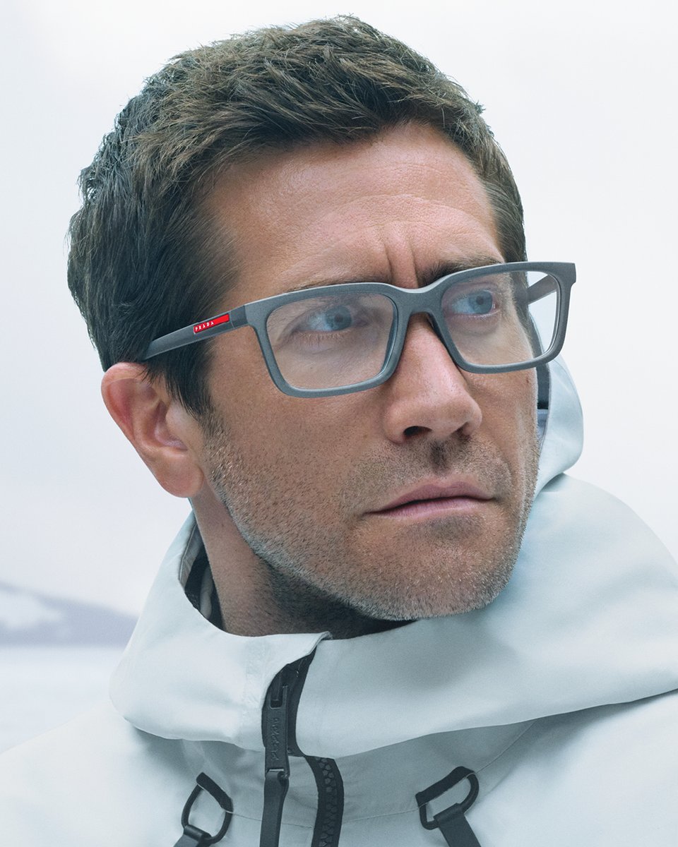 OpticaSerraiba's tweet photo. #gafasPrada @prada
Donde el diseño, el estilo y la libertad convergen.
(*˘︶˘*).。*♡ ⛵
#PradaEyewear #Prada #moda2026
#diseño🇮🇹 #elegancia #vanguardista #sofisticado #moderno #bisex
en #opticaliaSerraiba https://t.co/VMoXTJ7WKq