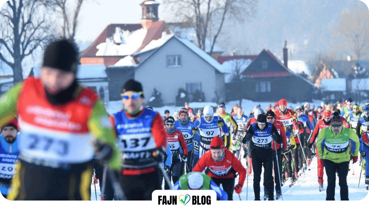 fajnblog's tweet photo. Chystáte se na Karlovskou 50? 🎿 V sobotu startuje ve Velkých Karlovicích legendární závod! Čeká vás 50 nebo 25 km v beskydské stopě, frgály v cíli a super atmosféra. Přijeďte fandit nebo závodit! ❄️ #fajn.blog #inspirace #karlovska50 #bezky 🏅
https://t.co/0Qf3fCGeYC https://t.co/1CQGM6Dksb