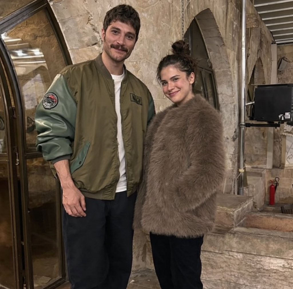 yiiser_'s tweet image. the size 💔 difference 💔 gets 💔 me 💔 every 💔 single 💔 time 💔 
#YilSer