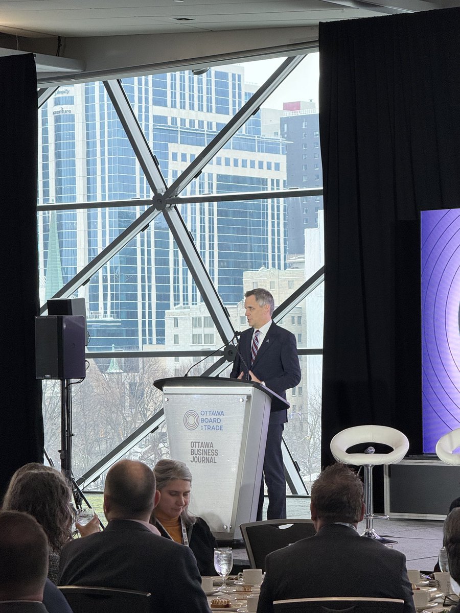 _MarkSutcliffe's tweet image. It is great to address a packed house of engaged community leaders and innovators at the @ottawabot Economic Outlook event. Today, I shared how we are repositioning Ottawa’s economy to keep moving our city forward. I will continue to work hard every day to make Ottawa safer, more…